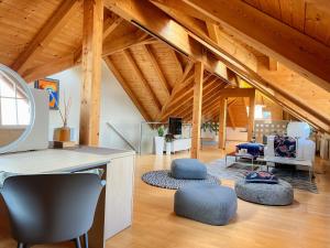 "SONNTAGSGLÜCK" - Premium Apartments Seekirchen, ruhiges Feriendomizil im Grünen, gemeinsamer Poolarea