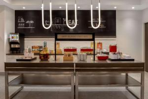 Hampton Inn By Hilton Winnipeg Downtown