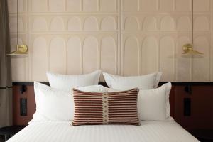 Hotels Hotel Grand Coeur Latin : photos des chambres