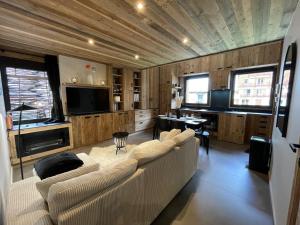 Appartement duplex neuf en hyper centre station - 6 personnes