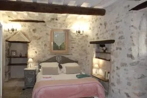 Le Pigeonnier, gîte des Lucioles en Provence - Solérieux