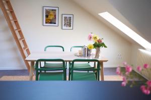 Appartements bel appartement tout juste renove : photos des chambres