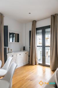 Estrella del Mar- FREE PARKING by LiveWork