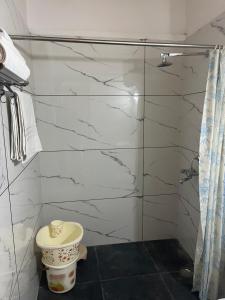 Moonwind, two bedroom suite with sitting room and kitchenette, comfortable and modern