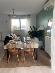 Appartements Appartement 3 chambres, Terrasse, Parking, Clim- : photos des chambres