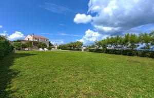 2 Bedroom Awesome Apartment In Ugljan