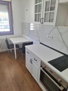 APARTMAN Ada