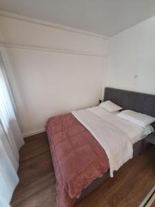 APARTMAN Ada