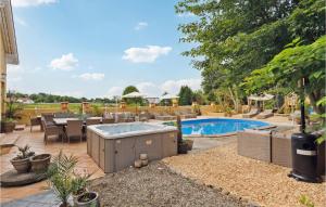 Lovely Home In Gesten