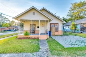 4 Mi to Dtwn Little Rock Studio with Porch - 杰克逊维尔