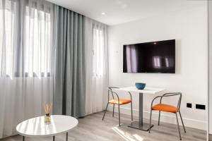 BSE15 Apartments 1B, a Home in Madeira