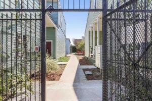 Cute 1bed 1bath walk to French Q and Bourbon St