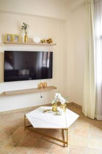 Best Location-fancy Apartment In Cascoviejo