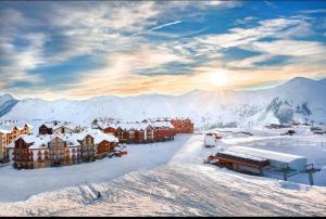 Four Seasons New Gudauri - Ski Resort Building F3