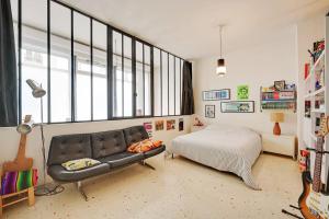 Spacious Vintage Duplex Flat - Gare du Nord