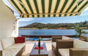 Two-Bedroom Holiday Home In Opuzen - Opuzen