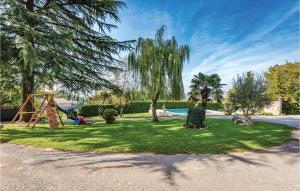 Pet Friendly Home In Pazin With Jacuzzi 