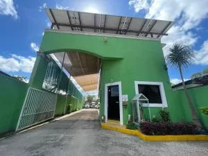 Hotel Lol Tun - 乌斯马尔