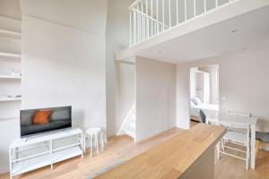 ST DOM Gauche - PARIS 7 - Best Place