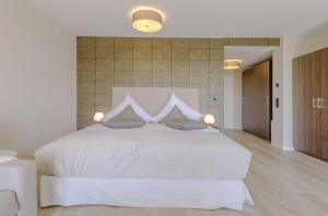 Kleine Strandoase - Ferienwohnung mit Südbalkon, Wellness & Boddenblick