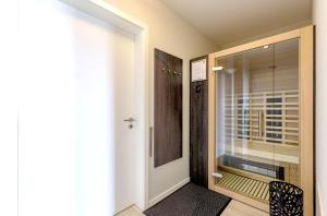 5 Sterne Ferienwohnung Stranddomizil mit Eckbalkon und Boddenblick