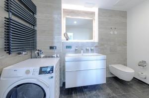 5 Sterne Ferienwohnung Stranddomizil mit Eckbalkon und Boddenblick