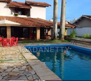 Casa Enorme para Temporada com Piscina