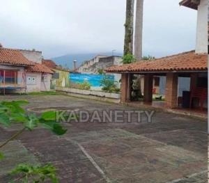 Casa Enorme para Temporada com Piscina