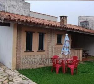 Casa Enorme para Temporada com Piscina