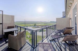 Moderne Ferienwohnung Ostseelounge mit Süd-Westbalkon und eigener Infrarotkabine