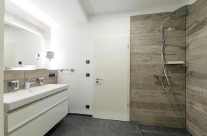 Moderne 5 Sterne Ferienwohnung Welleneck im malerischen Ostseebad Wustrow