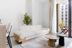 Sahab - Panoramic pool view 1BR Tiraz Building