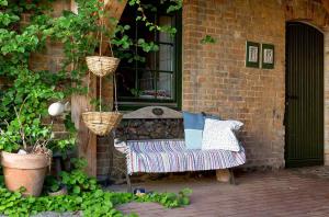 Gänseblume - Charmante Ferienwohnung mit Terrasse und Garten