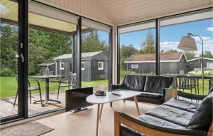 3 Bedroom Stunning Home In Grenaa