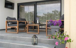 Lovely Home In Labin With Wifi