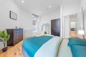 2BR flat for 6 in Central London LR2