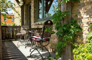 Ferienwohnung Lilie mit Balkon in einer geschmackvoll sanierten Backsteinmühle
