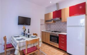 1 Bedroom Amazing Apartment In Fazana 