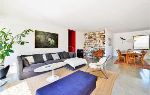 Maisons de vacances House With Swimming Pool : photos des chambres
