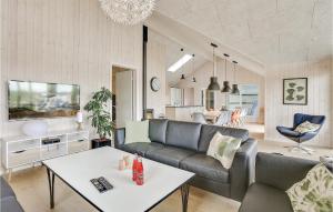 Cozy Home In Vejby With Sauna