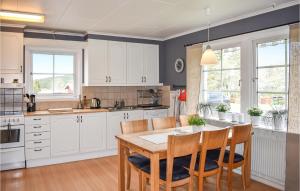 Nice Home In Gränna With Wifi