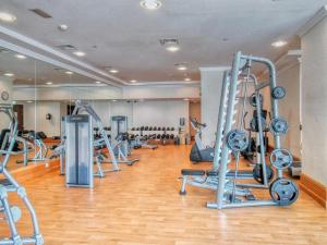 Artistic Retreat in JBR with Private Beach Access
