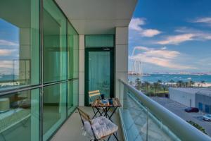 Artistic Retreat in JBR with Private Beach Access