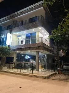 HOTEL Nancy - Puerto Triunfo