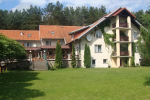 2 star hotell Country Holiday Hotel Kosewo Poola