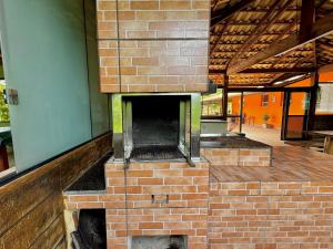 Sítio com área de lazer completa e piscina aquecida