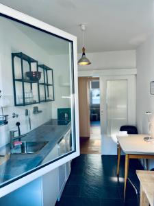 Frisch renovierte Ferienwohnung mit Balkon in zentraler Lage