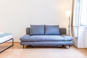 City-Linked 2BR Apartment Near Wiener Stadthalle