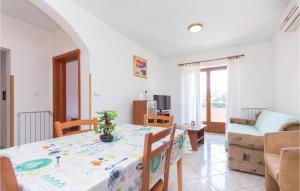 Cozy Home In Pula With Wifi 