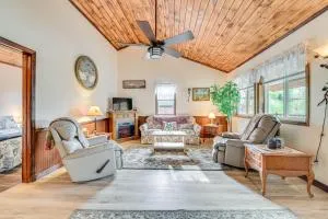 2 Mi to Lake Champlain Cabin with River Access! - Charlotte